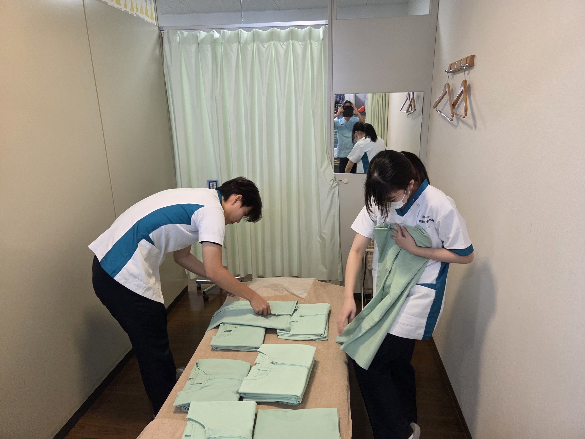 朝の臨床実習が始まりました。