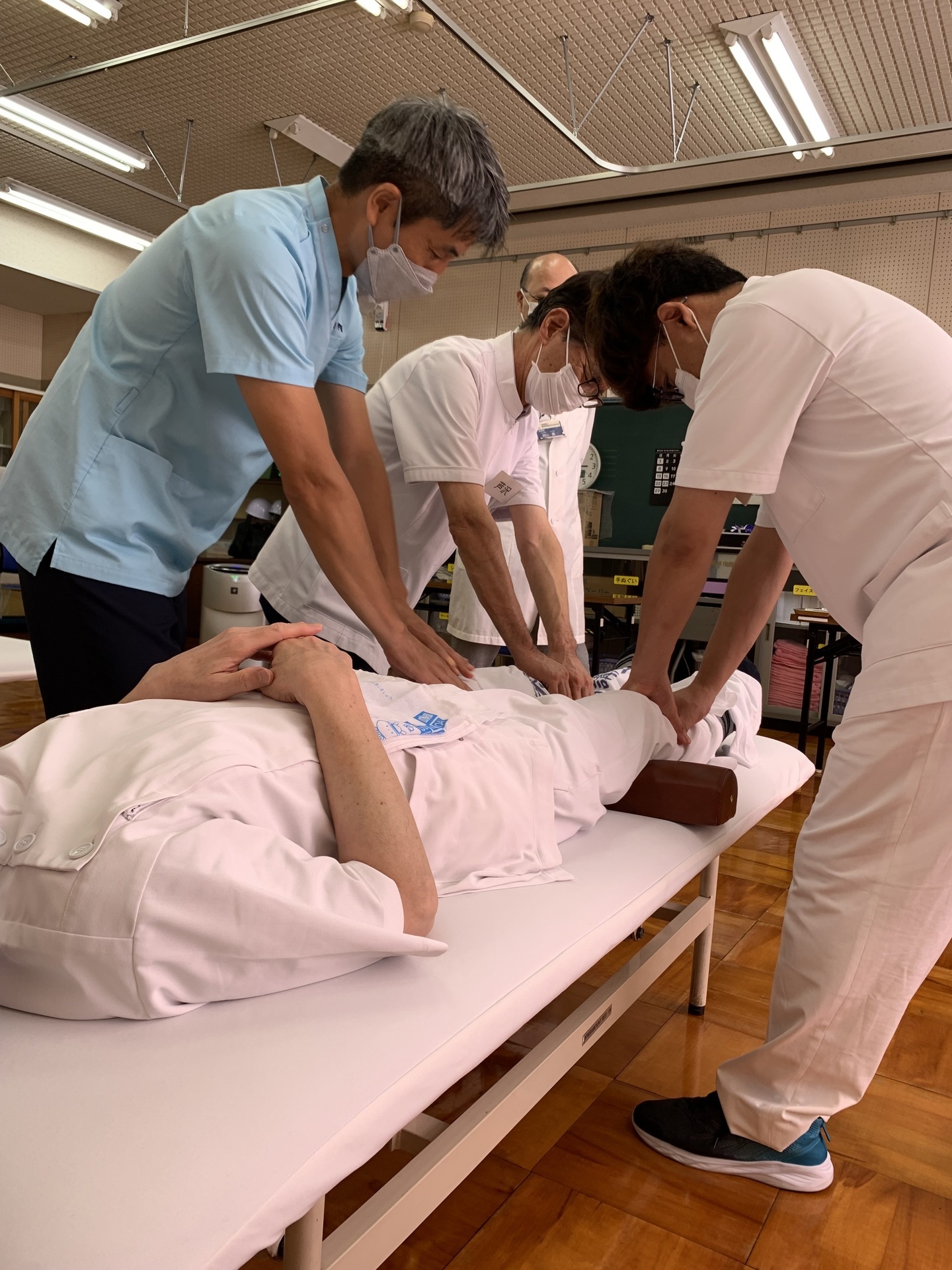 静岡県立静岡視覚特別支援学校で実技講習をしてきました。